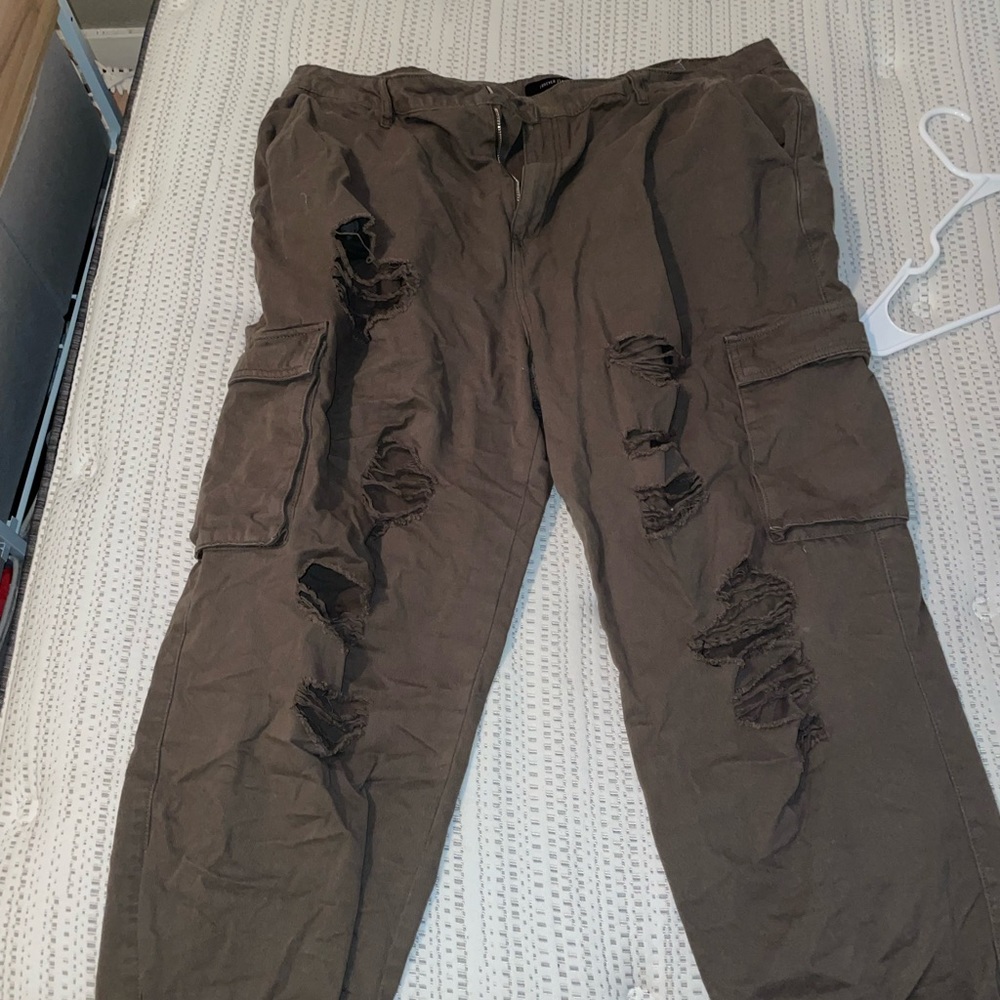 Forever 21+ Army Green Cargo Pants size 3X